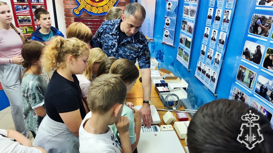 Ведомственная акция «Каникулы с Росгвардией» проходит в Брянске