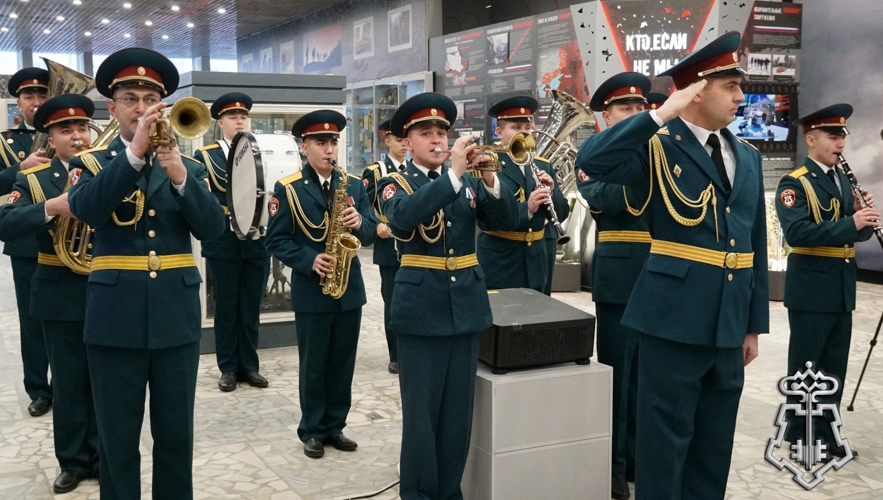 Сотрудники вневедомственной охраны Росгвардии торжественно приняли присягу в Брянске