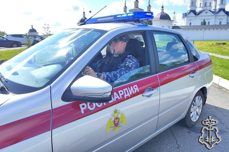 Росгвардейцы выезжали более 360 раз по сигналу «тревога» за прошедшую неделю в Брянске