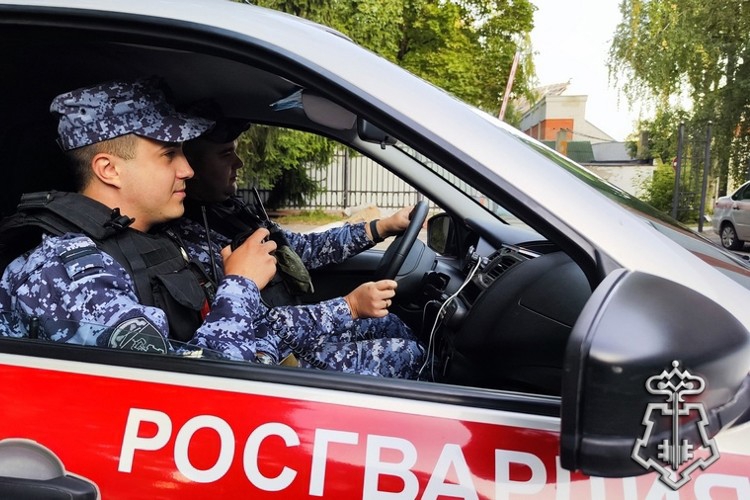 Брянские росгвардейцы задержали более 20 правонарушителей за прошедшую неделю 