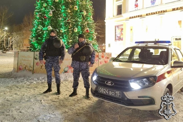 Брянские росгвардейцы обеспечили правопорядок и общественную безопасность в новогоднюю ночь