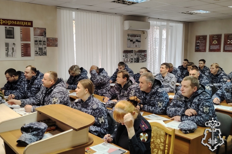 БРЯНСКИЕ РОСГВАРДЕЙЦЫ ПРИСОЕДИНИЛИСЬ К ВСЕРОССИЙСКОЙ ИСТОРИЧЕСКОЙ АКЦИИ «ДИКТАНТ ПОБЕДЫ»