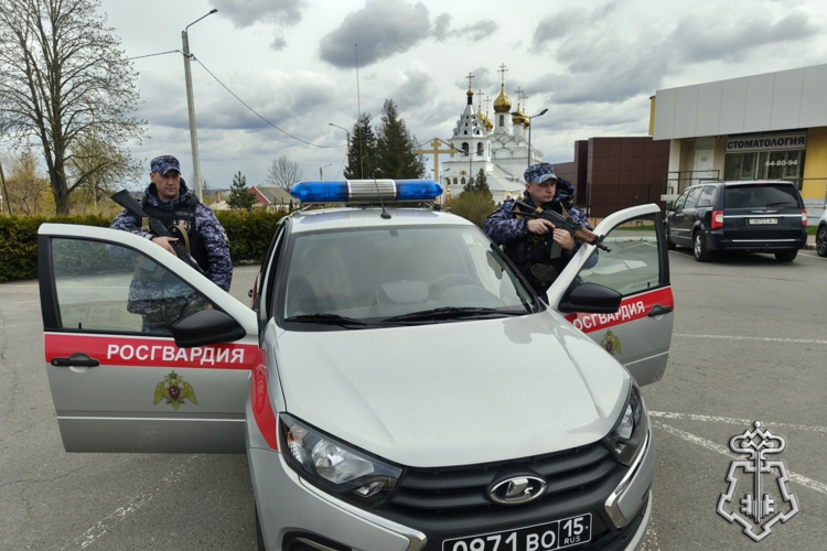 В БРЯНСКЕ РОСГВАРДЕЙЦЫ ЗА НЕДЕЛЮ ЗАДЕРЖАЛИ БОЛЕЕ 20 ПРАВОНАРУШИТЕЛЕЙ