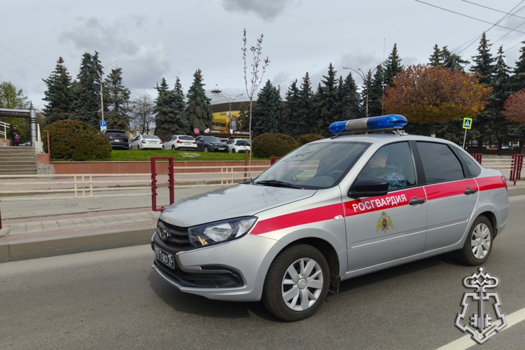 Брянские росгвардейцы более 360 раз за праздничную неделю выезжали по сигналу «тревога»