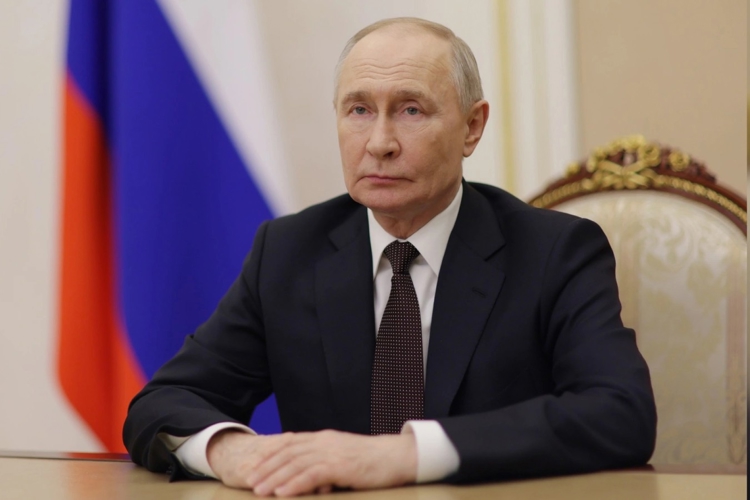 Президент России Владимир Путин поздравил росгвардейцев с Днём войск национальной гвардии