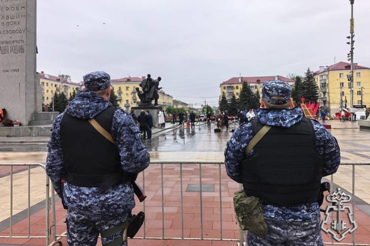 Росгвардейцы обеспечили безопасность праздничных мероприятий в Брянской области