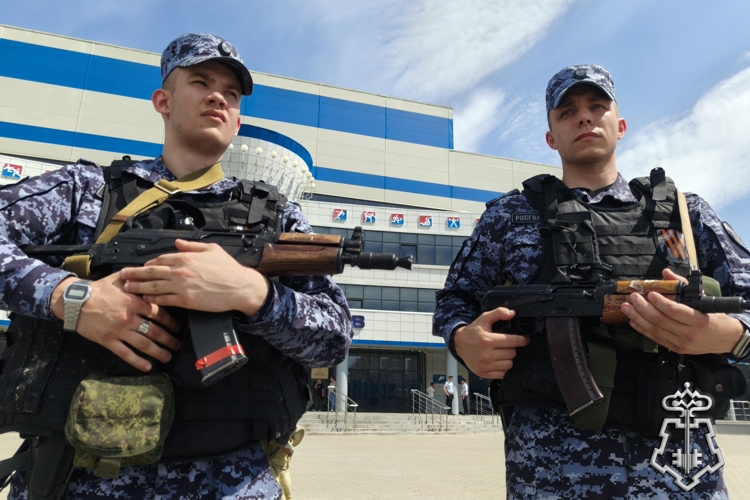 Росгвардейцы обеспечили охрану общественного порядка на международном турнире по боксу в Брянске