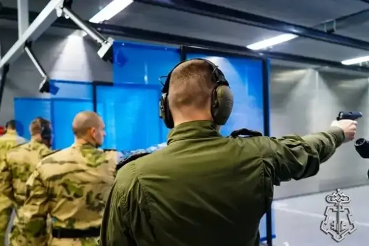 Брянские росгвардейцы победили в чемпионате Центрального округа Росгвардии по летнему офицерскому троеборью (видео)